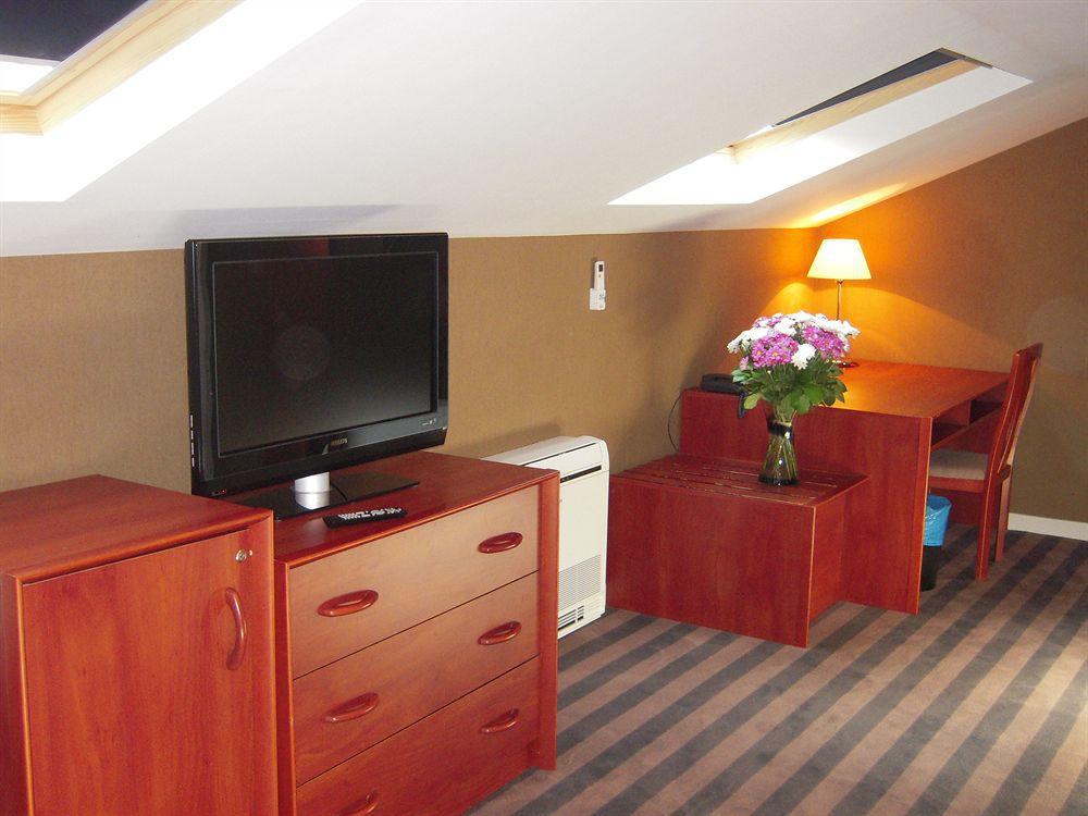 Atypik Hotel Clichy Ngoại thất bức ảnh