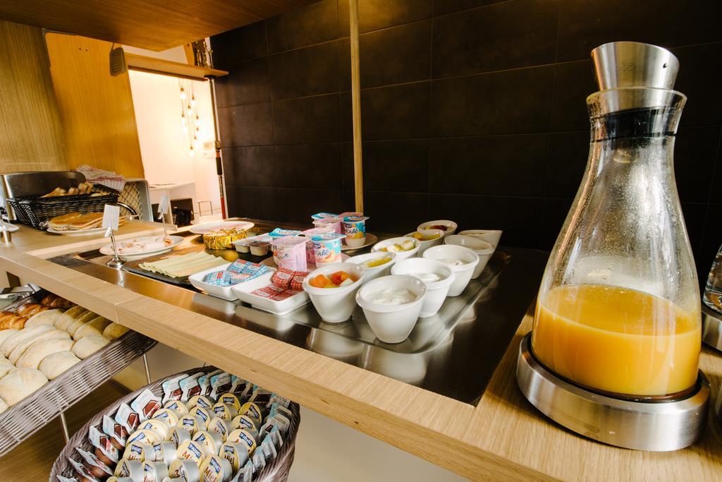Atypik Hotel Clichy Ngoại thất bức ảnh